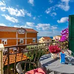 Διαμέρισμα Mate Τρογκίρ