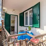 Mate Διαμέρισμα