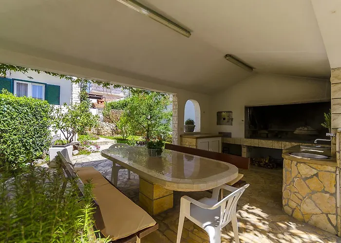 Apartament Mate *